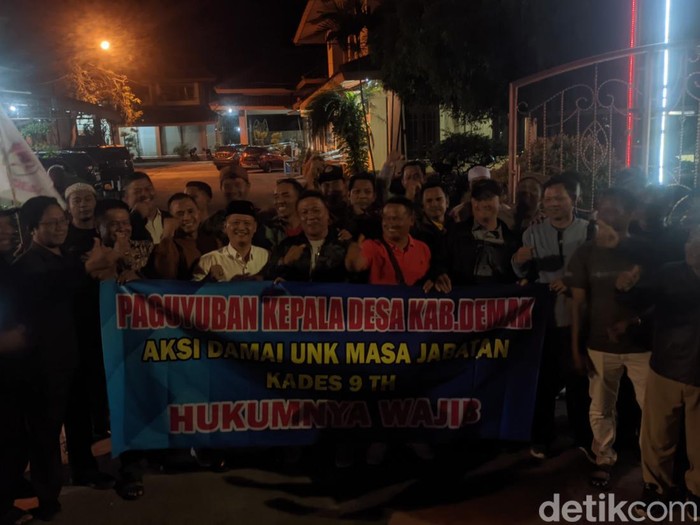 Tuntut Masa Jabatan 9 Tahun 153 Kades Di Demak Ke Jakarta Malam Ini