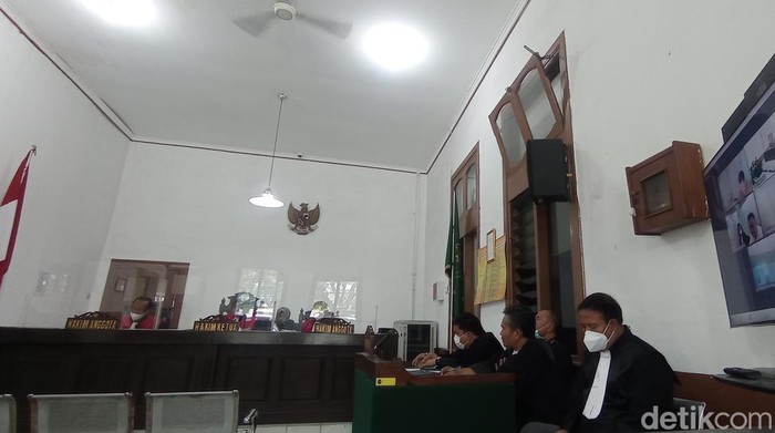 Sidang kasus suap pegawai BPK.