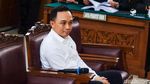 Wajah Tenang Bripka Ricky Rizal Hadapi Sidang Tuntutan