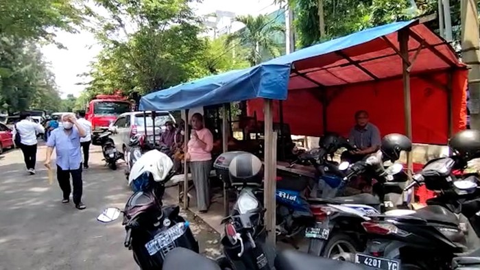 Warung Sekitar PN Surabaya Tutup Saat Sidang Perdana Tragedi Kanjuruhan