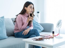 Rekomendasi 5 Blush On Krim Harga Terjangkau, Disebut Dupe Rare Beauty