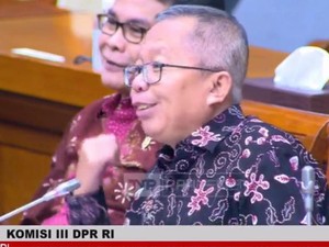 Canda Elite PPP Sebut Ganjar Capresnya PDIP ke Johan Budi di Rapat DPR
