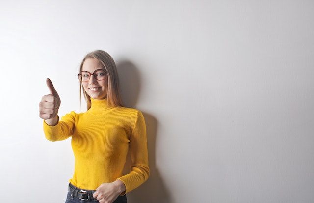 Atasan wanita warna mustard