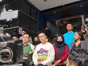 Respons Baim Wong Ditanya Kasus Prank KDRT