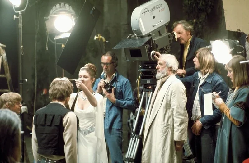 Foto ikonik dari sudut berbeda