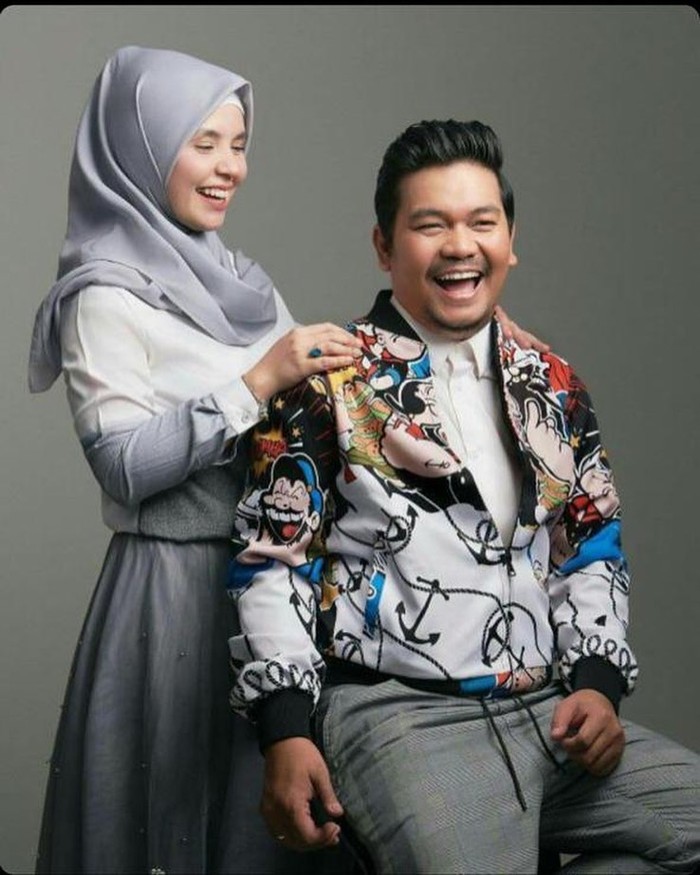 Indra Bekti dan istri Indra Bekti dan istri