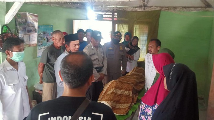 Jenazah remaja di Bojonegoro usai dievakuasi