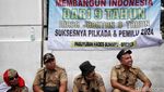 Kades Demo di DPR Tuntut Pemerintah Revisi UU Desa