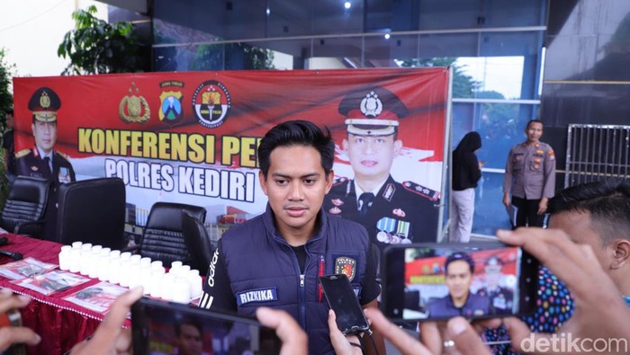 Kasat Reskrim Polres Kediri AKP Rizkika Atmadha Putra