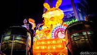 Demi menyambut tahun kelinci air, terdapat lampion kelinci berukuran 8 meter. 