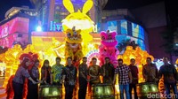 Wakil Wali Kota Tangsel Pilar Saga Ichsan hingga Direktur Living World Jannywati membuka Festival Lampion di Living World Alam Sutera, Tangsel, Selasa (17/1/2023).