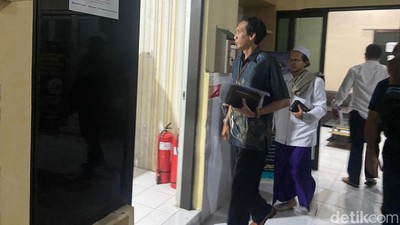 Penampakan Kiai Jember Tersangka Cabul Sebelum Ditahan Polisi