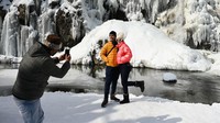 Drang, sebuah desa kecil, adalah tempat wisata yang indah di tehsil Tangmarg Gulmarg, Baramulla. Jaraknya sekitar 47 kilometer dari ibu kota Srinagar.  
