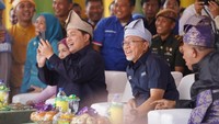 Zulhas dan Erick Thohir terlihat sangat semringah di acara tersebut.  
