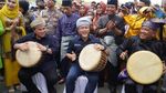 Momen Dua Menteri Ramaikan Ultah Kabupaten Langkat