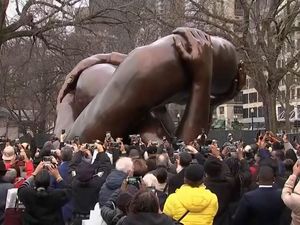 Wujud Monumen Martin Luther King di Boston yang Banjir Kritikan