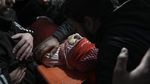 Tangis Iringi Pemakaman Bocah Palestina yang Ditembak Pasukan Israel