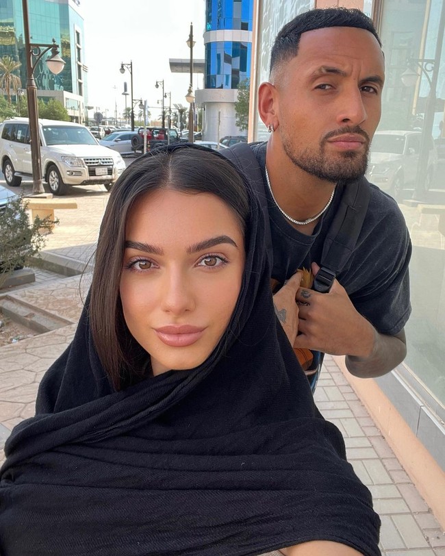 Costeen Hatzi, Pacar Nick KyrgiosPetenis Australia Nick Kyrgios jadi sorotan karena hubungannya dengan Costeen Hatzi. Baru go public tahun lalu, Nick pun menyatakan bahwa keduanya sudah bertunangan.Foto: Instagram