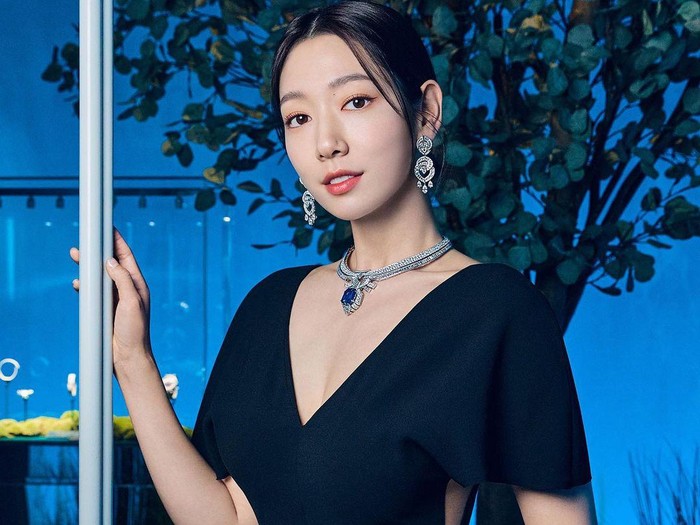 park shin hye