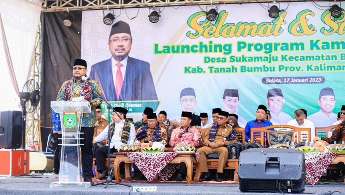 Pencanangan Program Kampung Zakat di Desa Sukamaju Kalsel