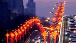 Pernak-pernik Imlek Mulai Hiasi Jalanan di Beijing