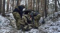 Dalam serangan terbaru, Rusia menyatakan pasukannya telah menguasai Soledar di Ukraina timur. Kementerian pertahanan Rusia dalam keterangan Jumat, 13 Januari 2023, mengatakan pasukannya merebut kota tambang garam itu pada Kamis malam. Klaim itu dibantah oleh Presiden Ukraina Volodymyr Zelensky yang mengatakan pertempuran terus berlanjut.  