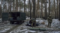 Namun seiring perkembangannya, Rusia justru mencaplok 4 wilayah Ukraina sekaligus yakni Donetsk, Luhansk, Zaporizhzhia, dan Kherson.  