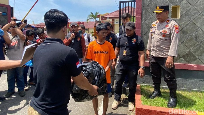 Rekonstruksi pembunuhan bocah di Makassar untuk dijual organnya.