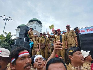 Masa Jabatan Kepala Desa Diperpanjang Jadi 9 Tahun, Dukung atau Tolak?