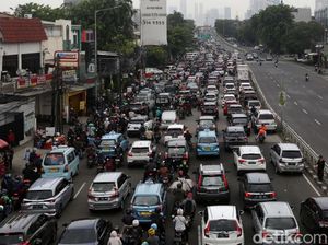 DKI Macet Seperti Sebelum Pandemi, Heru: Jangan Beli Mobil Banyak-banyak