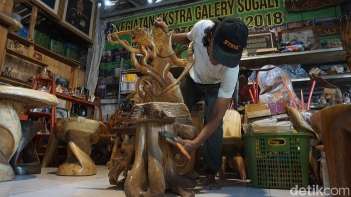 Seniman di Mojokerto Dirikan Sugaly Art-Mahakarya Majapahit Bermodal Rp 7.500