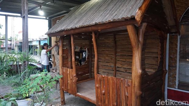 Seniman di Mojokerto Dirikan Sugaly Art-Mahakarya Majapahit Bermodal Rp 7.500