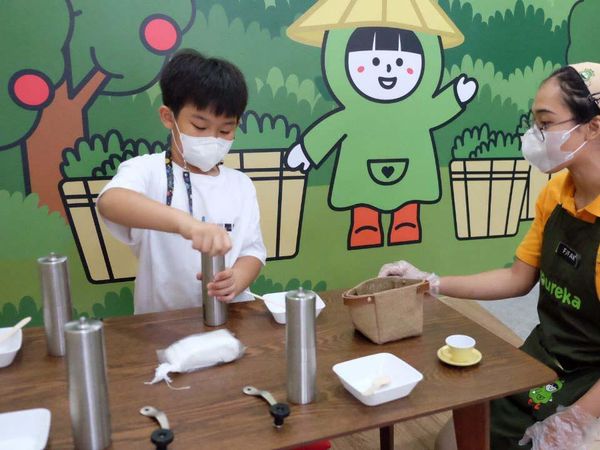 Serunya Anak-anak Bermain di Wahana Edukatif