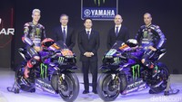 Selain pebalap Quartararo dan Morbidelli. Beberapa bos MotoGP Yamaha juga hadir seperti Takihiro Sumi, Lin Jarvis, dan Masimo Meregali.  