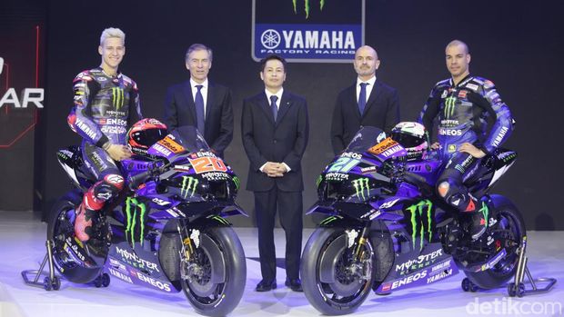 Tim MotoGP Yamaha merilis livery terbarunya di Jakarta, Selasa (17/1/2023). Tampilannya masih kental aura sangar seperti monster. Pabrikan Garpu Tala ini menjadi tim pertama yang mempresentasikan line-upnya untuk mengarungi musim 2023.