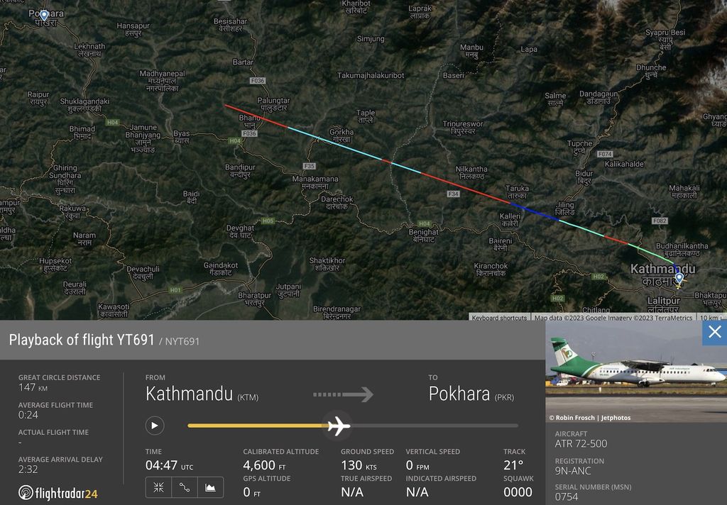 Flightradar24 mengungkap perjalanan Yeti Airlines lepas landas dari Kathmandu sampai akhirnya jatuh di dekat Pokhara, Nepal.