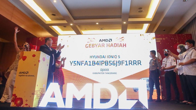 AMD Indonesia hari ini (18/1) di Jakarta umumkan pemenang undian Gebyar Hadiah dengan hadiah utama Mobil Listrik Hyundai Ioniq 5 dan juga berbagai hadiah lainnya seperti Kawasaki Ninja ZX-25R dan playstation 5.