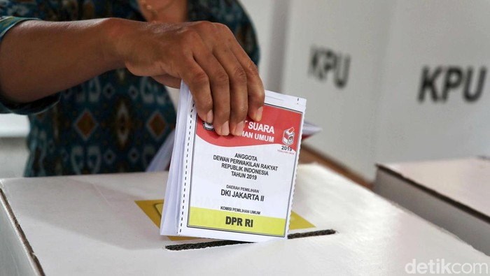 Apa itu DPT dalam Pemilu? Istilah DPT perlu diketahui sebelum agenda Pemilu 2024 yang akan dilaksanakan pada tanggal 14 Februari 2024. Simak penjelasannya.