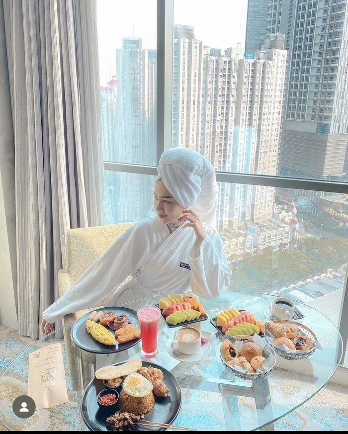 Bahagianya Melody Prima Saat Kulineran di Bali hingga Hotel Mewah