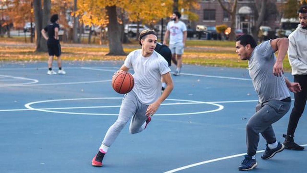 Pemain Bola Basket - Membangun Karier Gemilang di Dunia Olahraga