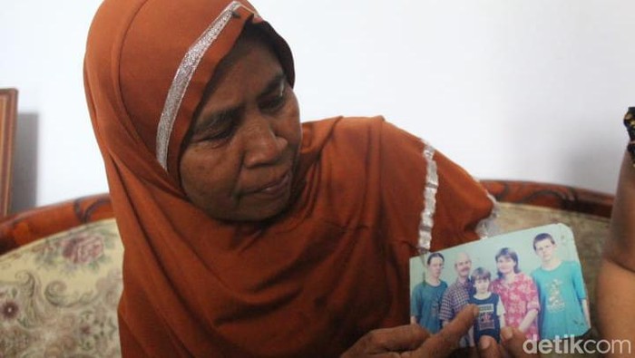 Bule AS ketemu pengasuh di Jombang