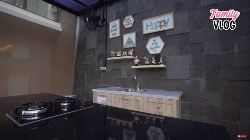 Dapur Ussy Sulistiawaty