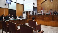 Jaksa meyakini Eliezer melakukan tindak pidana secara bersama-sama merampas nyawa Yosua.