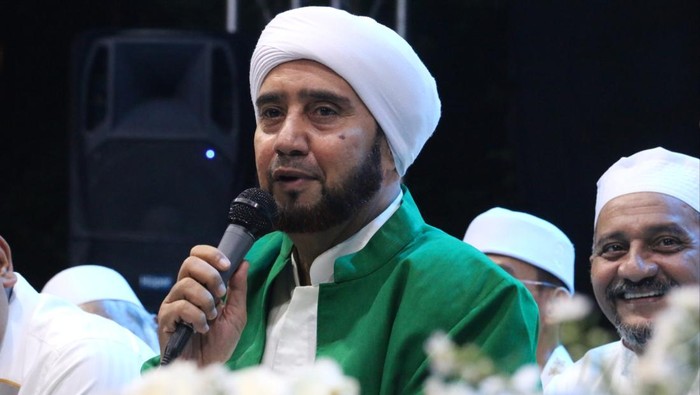 Habib Syech: Jelang 1 Abad NU Kumandangkan Sholawat di Seluruh Negeri
