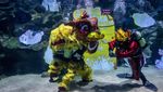 Melihat Atraksi Barongsai Menari di Akuarium Kuala Lumpur
