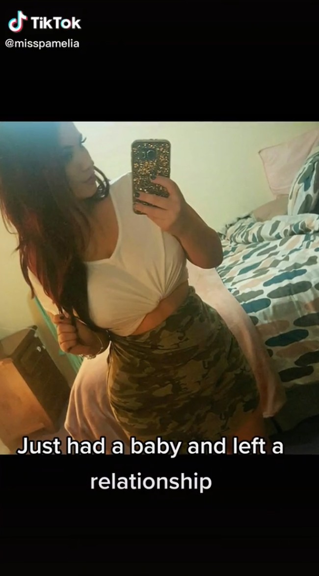 Karena masalah itu, ia sudah mendapat perawatan medis sejak tahun lalu setelah merasakan sakit di bagian punggung, leher, dan pundak. Tapi ia baru-baru ini dirujuk ke dokter bedah setelah ukuran payudara membesar dari ukuran J menjadi M.Foto: TikTok Pamelia J