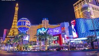 Las Vegas terkenal akan lampu-lampu dari papan reklame iklan yang menghiasi tiap gedung. Apa jadinya kalau ini berubah? Foto: Boredpanda/House Fresh