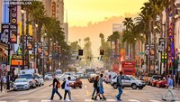 Ini penampakan Hollywood Boulevard di Los Angeles, AS. Foto: Boredpanda/House Fresh