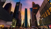 Times Square tampak kosong dan seperti kota mati. Menurutmu bagaimana? Foto: Boredpanda/House Fresh