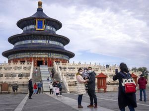 Tingkat Kelahiran Anjlok, Wanita di China Lebih Pilih Karier daripada Urus Anak